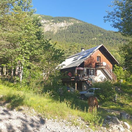 Les Pinees Hotel Chateauroux-les-Alpes Ngoại thất bức ảnh